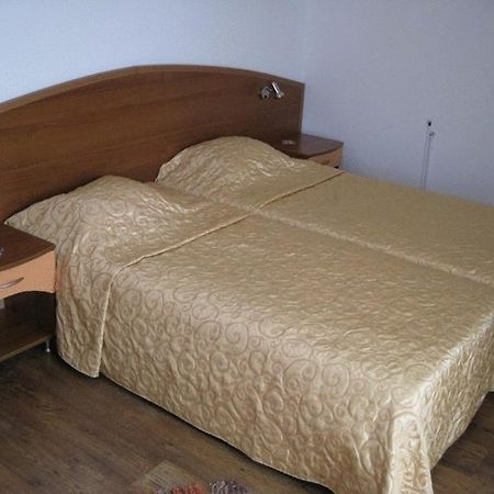 Family Hotel Hit Kiten  Kültér fotó